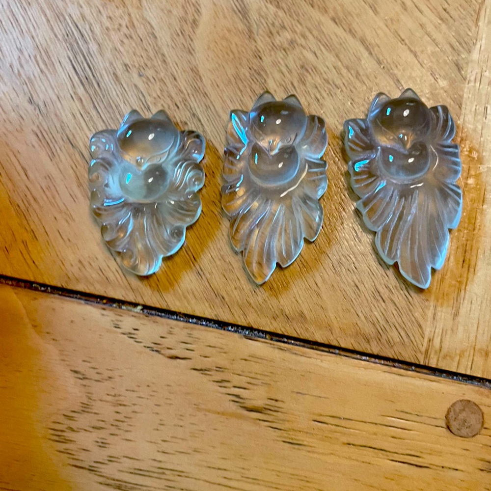 Citrine carved foxes